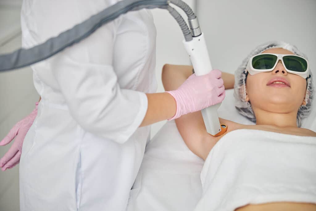 Cosmetic laser equipment training for El Paso medical aesthetics students and professionals